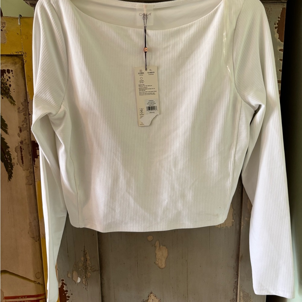 Women's White Ribbed Long-Sleeve Scoop Neck Top